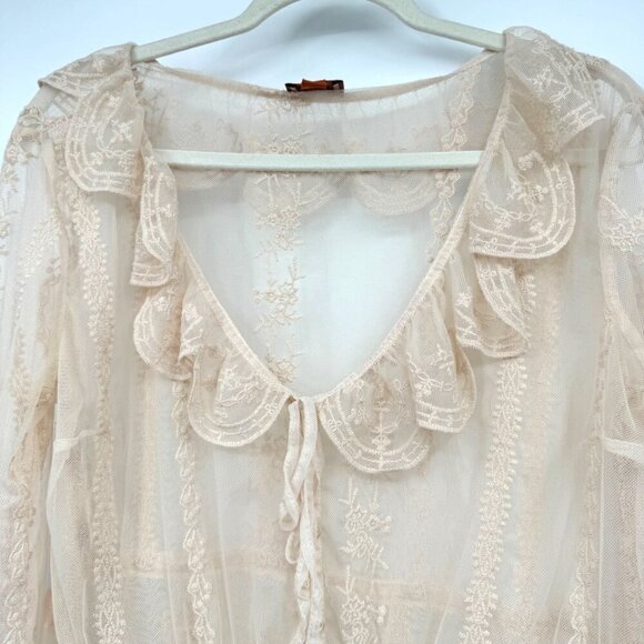 Scully Leather Honey Creek Ivory Embroidered Mesh Tie Front Blouse Woman’s size - Picture 4 of 12